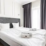 Apartment Golden Skyline - Mennica - Panoramic View *