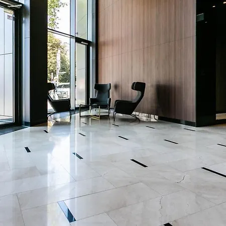 Golden Skyline - Mennica - Panoramic View アパート ワルシャワ