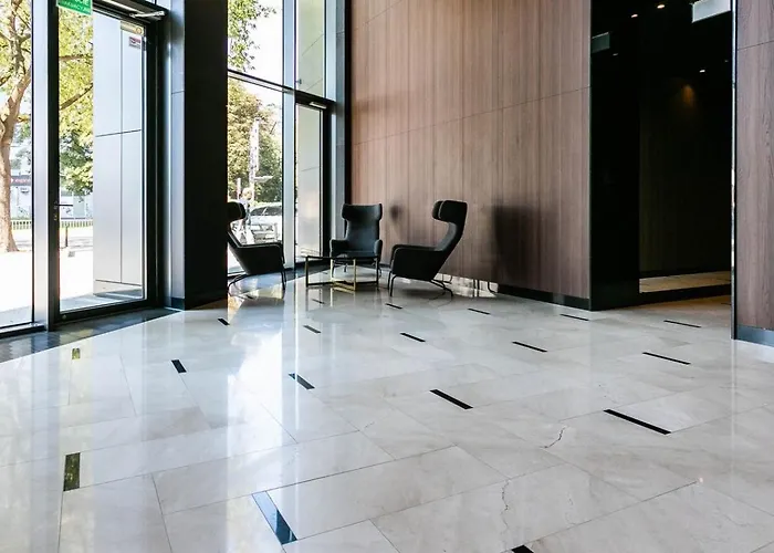 Golden Skyline - Mennica - Panoramic View Apartman Varsó